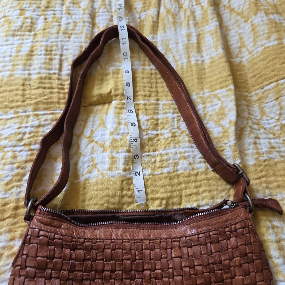 Vilenca Holland crossbody woven brown leather bag - Picture 10 of 11